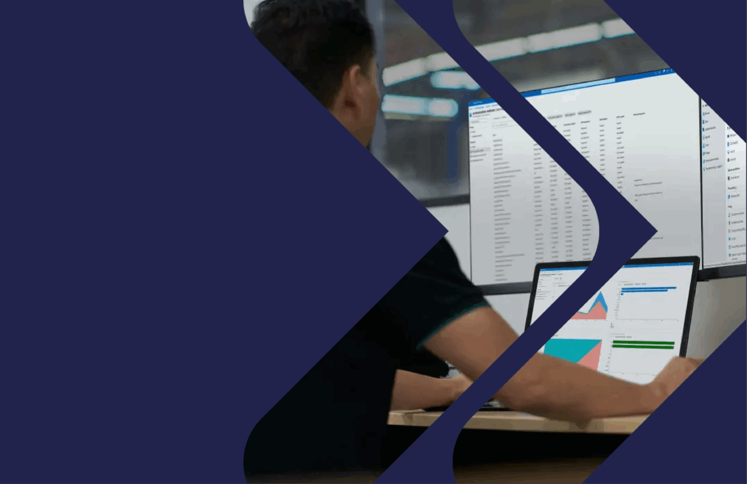 Microsoft AccountGuard arrows